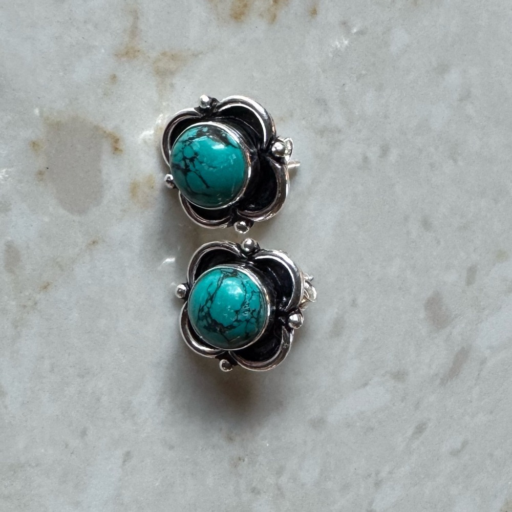 NWOT Sundance Spirit of the West Earrings, Turquoise, Sterling Silver - Picture 4 of 5